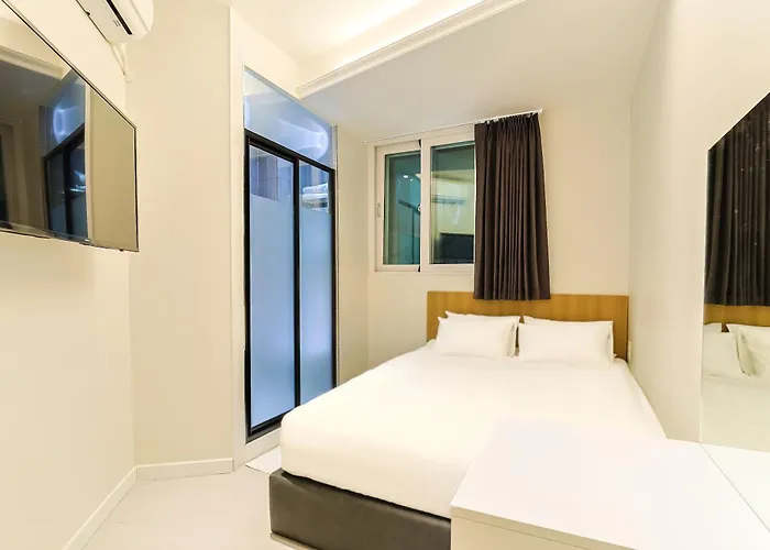 Hotel U Myeongdong 2*