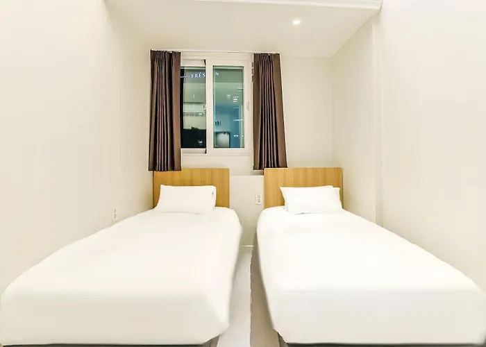 Hotel U Myeongdong 2*