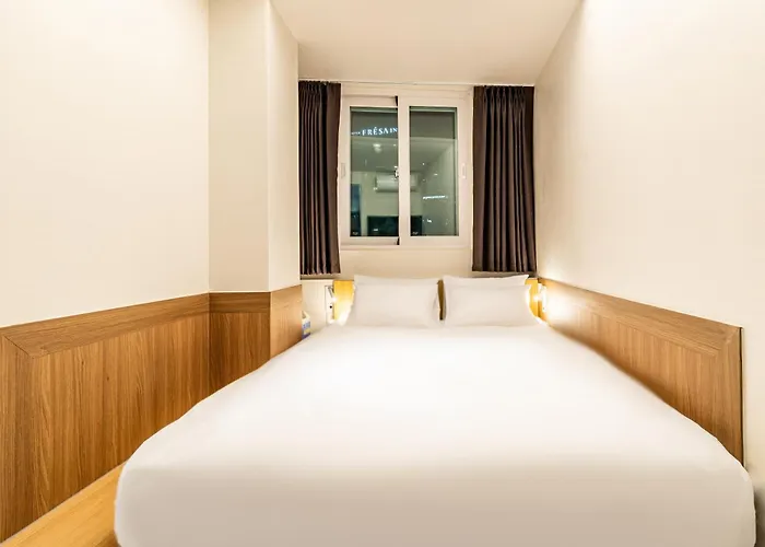 U Myeongdong Hotel 2*