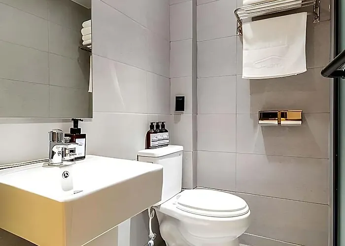 U Myeongdong Hotel 2*
